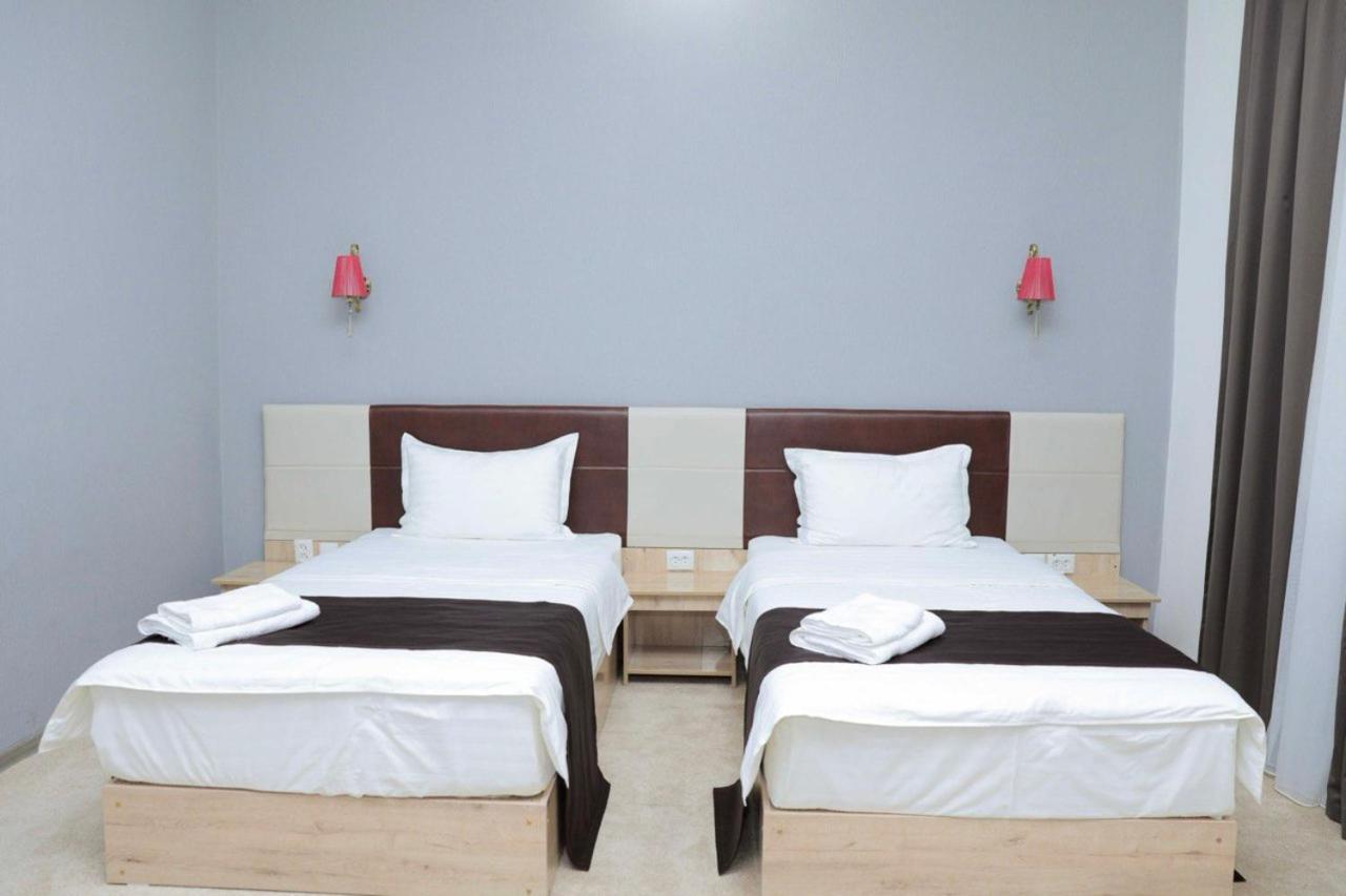 Karavan Street Hotel Tashkent Exterior photo