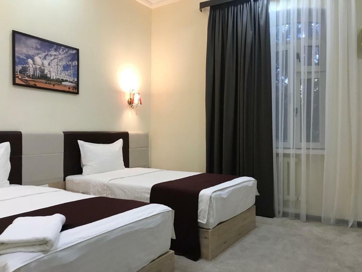 Karavan Street Hotel Tashkent Exterior photo