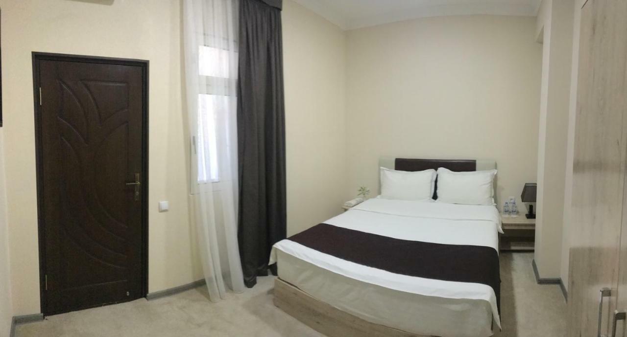 Karavan Street Hotel Tashkent Exterior photo